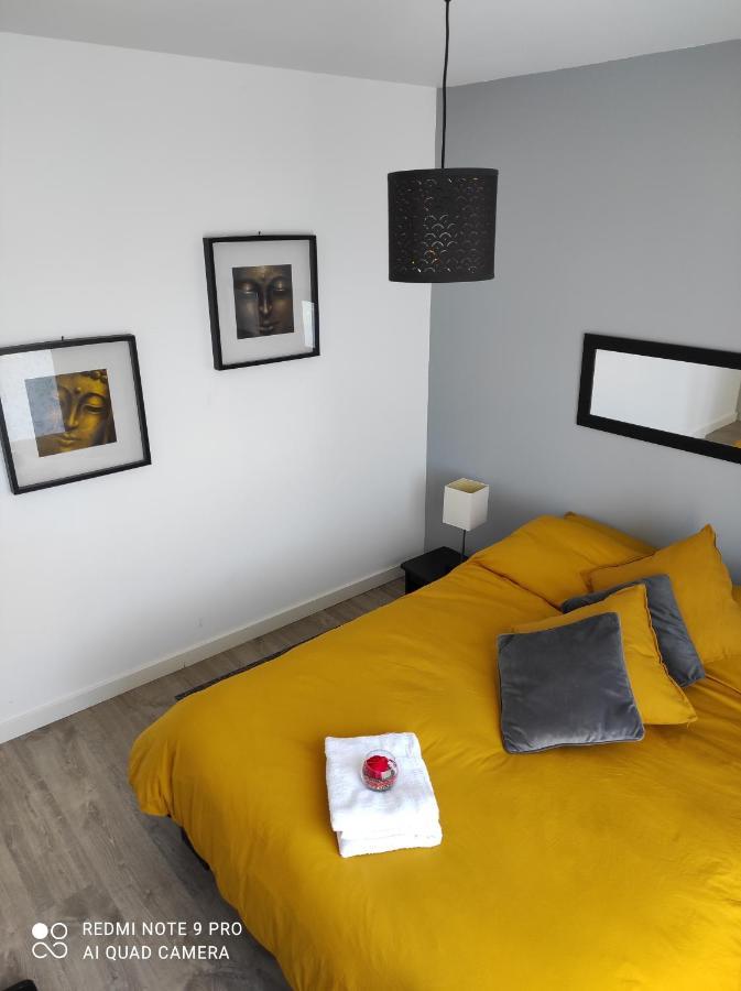 Appartamento Chez Driss Crévin Esterno foto